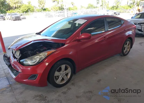 2013 Hyundai Elantra Gls z USA, uszkodzony, nr VIN KMHDH4AE7DU769181